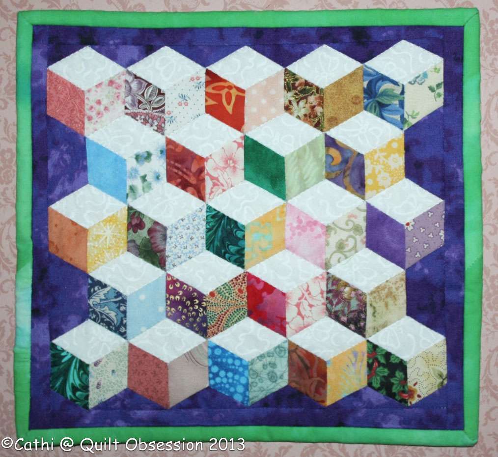 Tumbling Blocks Mug Rug | Quilt Obsession