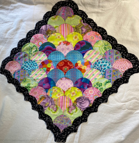 Clamshells to be – from Repurposed Fabric! – Quilt Obsession